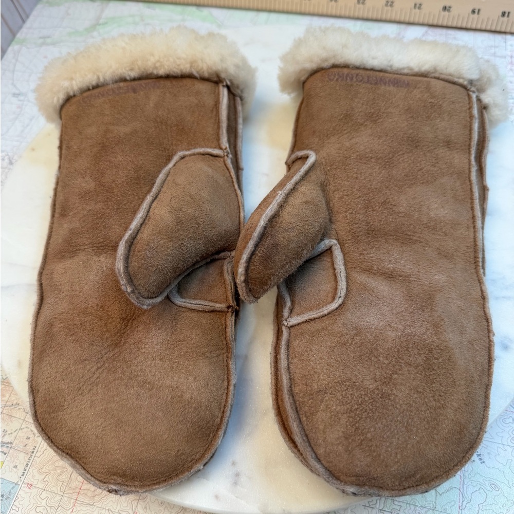 Minnetonka Brown Shearling Mittens - Picture 4 of 8